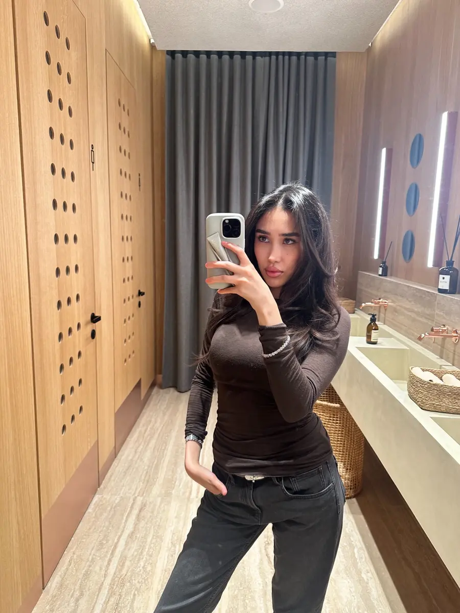 Aknur escort in Almaty