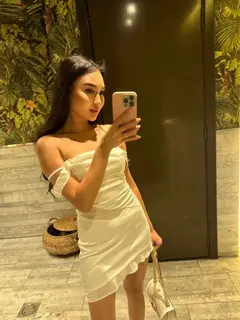 Leoni escort in Almaty photo 5