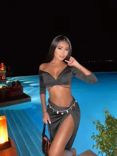 Мадина эскорт в городе Алматы