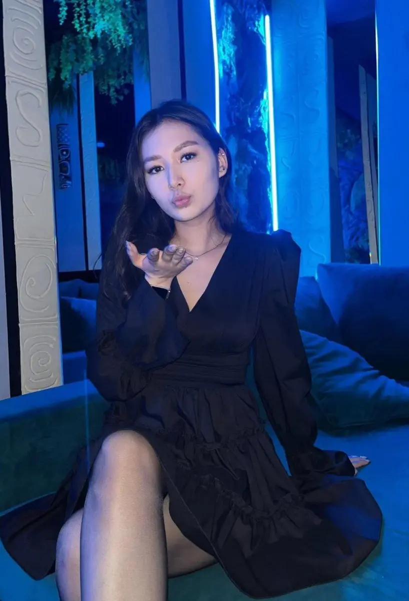 Pirenna escort in Almaty